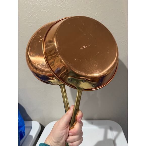 Benjamin & Medwin hanging Copper Cookware Two Skillets Frypans - Picture 8 of 10